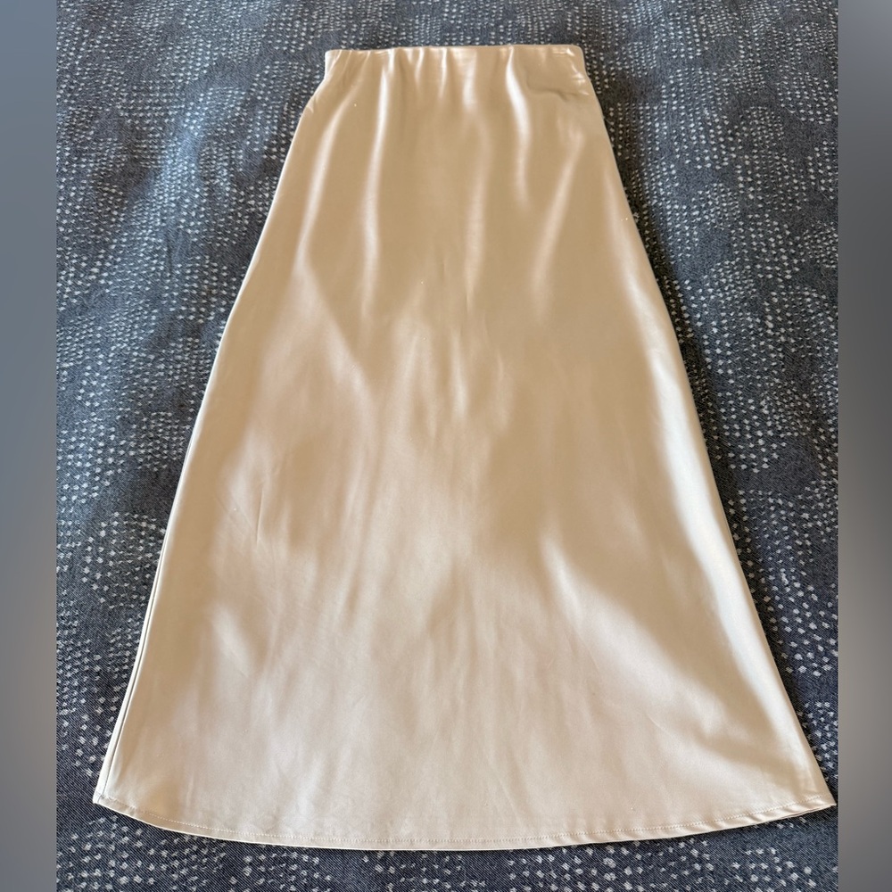 Elegant Cream Maxi Skirt